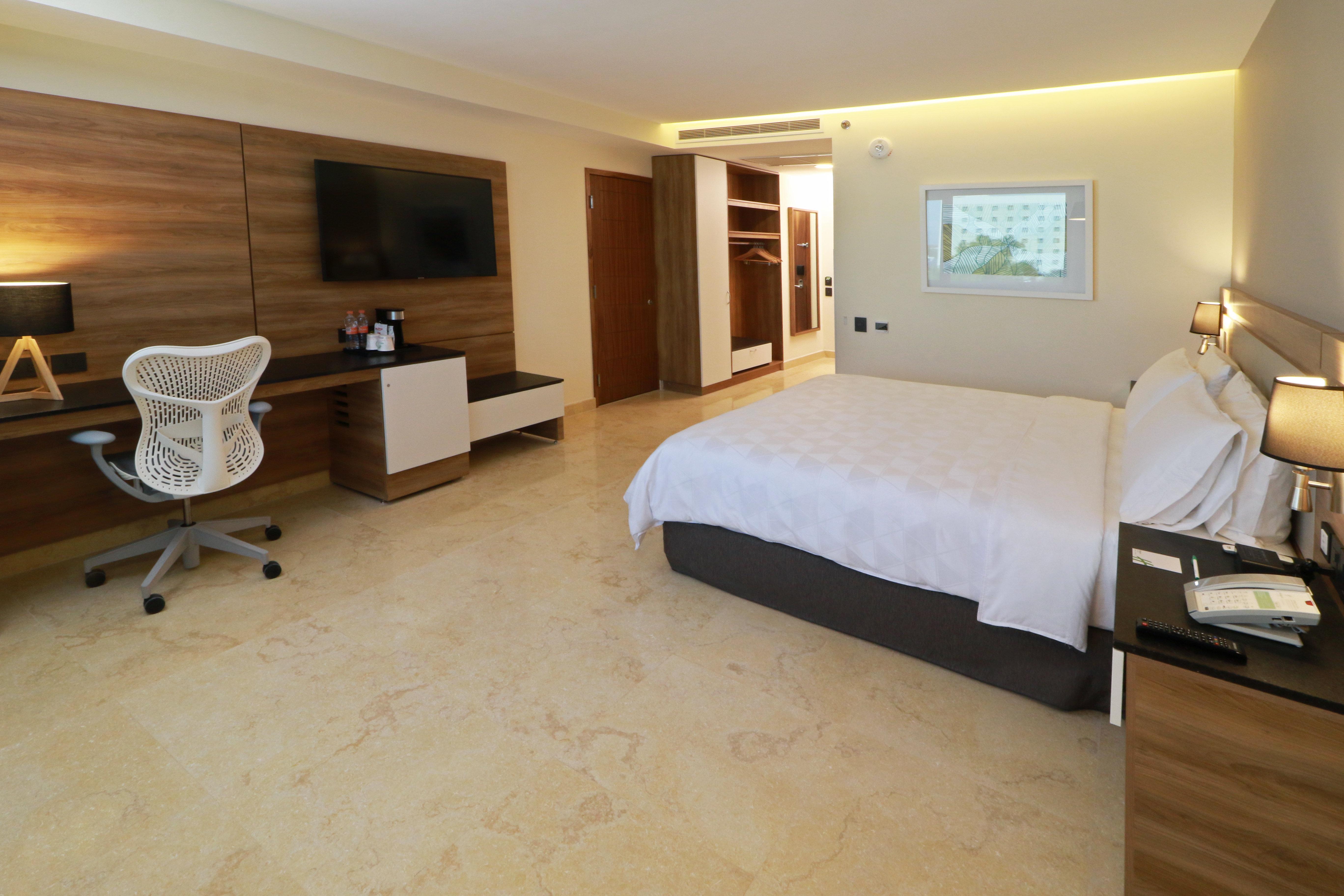 Holiday Inn & Suites - Puerto Vallarta Marina & Golf By Ihg Kültér fotó