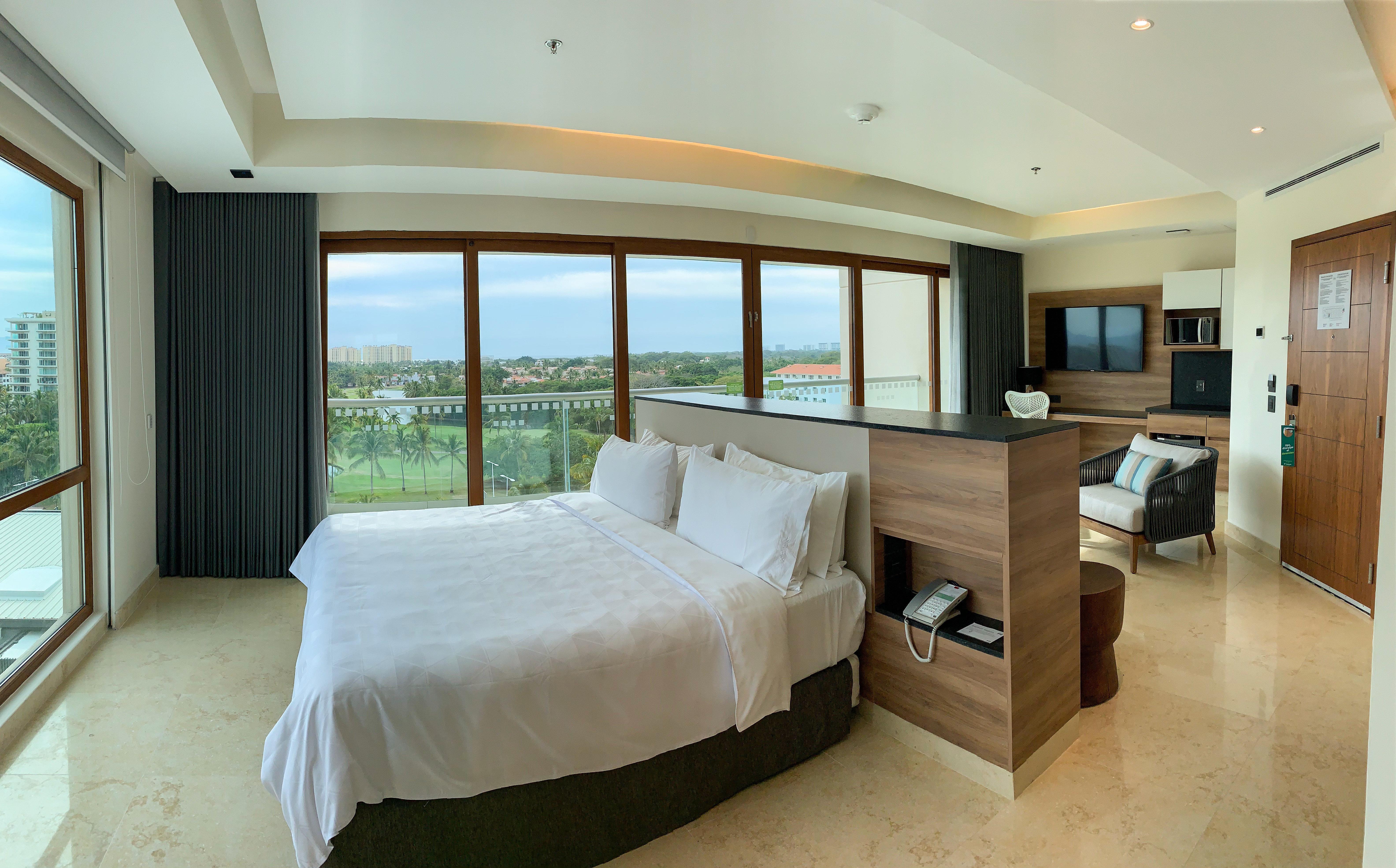 Holiday Inn & Suites - Puerto Vallarta Marina & Golf By Ihg Kültér fotó